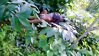 Teen Girl Cheats On Her Lover In The Jungle